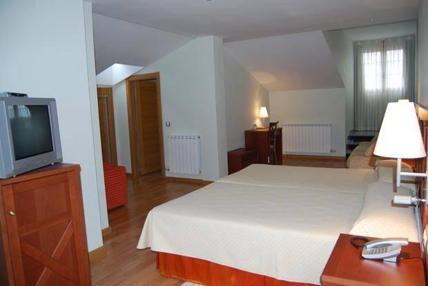 Hotel Meleiros Castro De Sanabria Zimmer foto